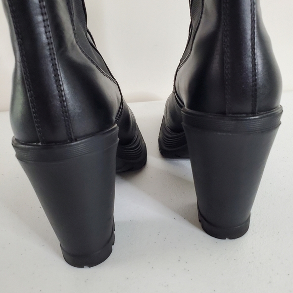 Steve Madden Leather Lug Sole Ankle Boots Size 10 Black Heeled Chunky Booties - Picture 7 of 15